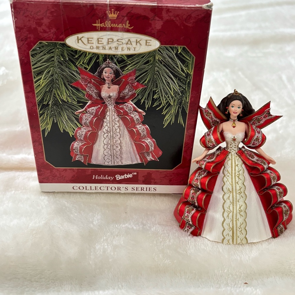 ‘97 Mattel Holiday Barbie Ornament Hallmark Collector’s Series